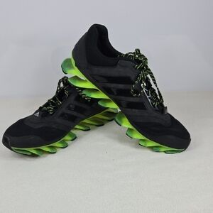 Adidas Vintage Men's Black and Neon Green Springblade Athletic Shoes